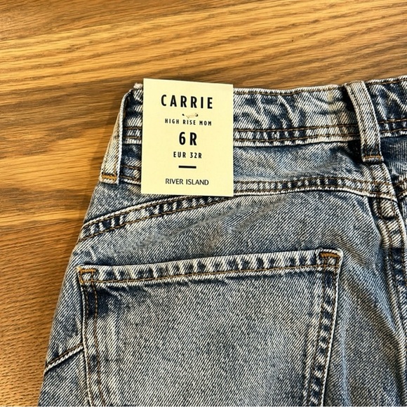 River Island Carrie: Acid Washed Mom Jeans - Size 2 - Picture 4 of 6